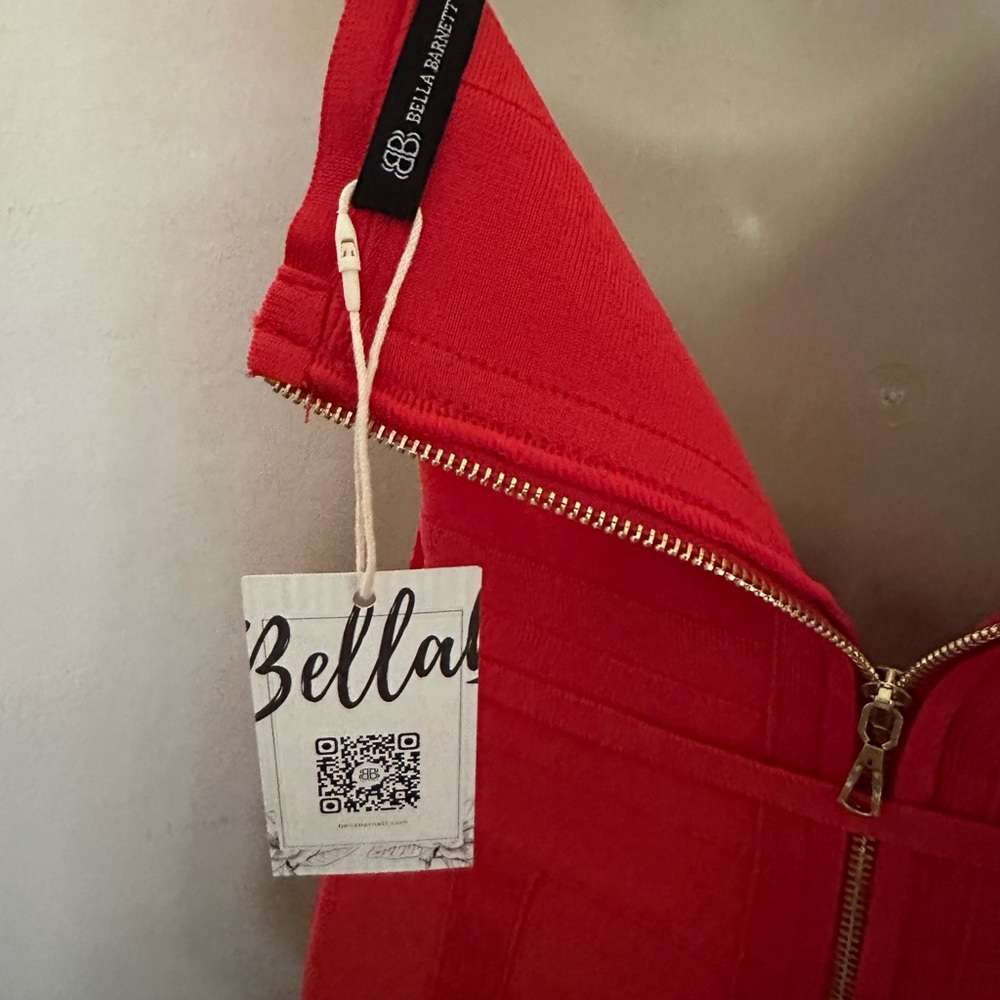 Bella Barnett Red Strappy dress - Picture 3 of 4